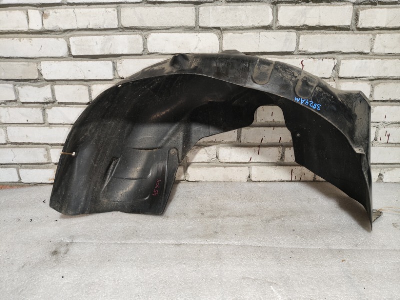 Подкрылок задний левый SUZUKI ESCUDO TDA4W J24B 7553165j00 контрактная