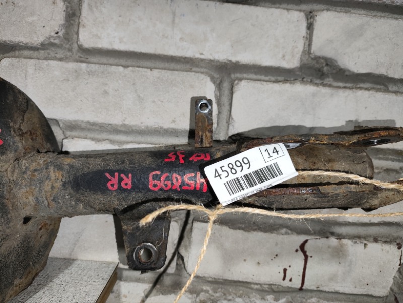 Стойка подвески задняя правая TOYOTA HARRIER GSU35 2GR-FE