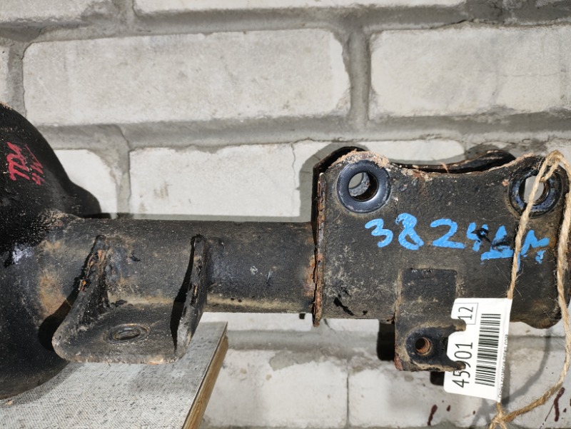 Стойка подвески передняя правая SUZUKI ESCUDO TDA4W J24B