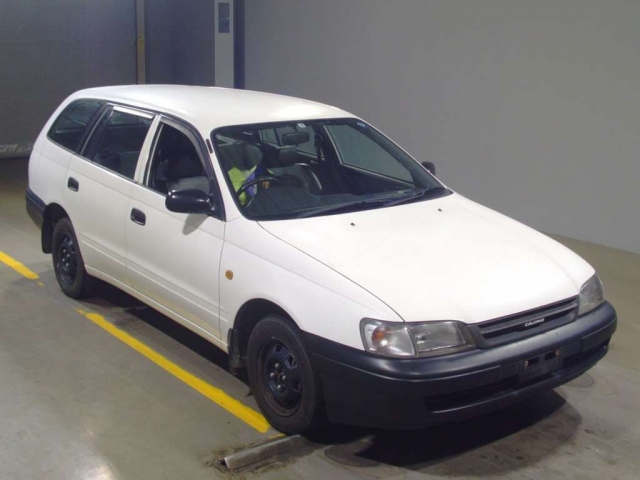 toyota caldina van