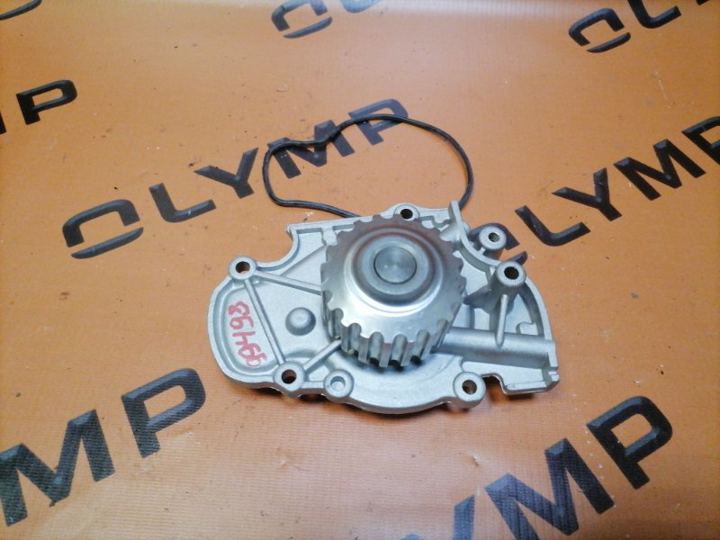 Помпа Honda Accord F20A Помпа Honda Accord F20A