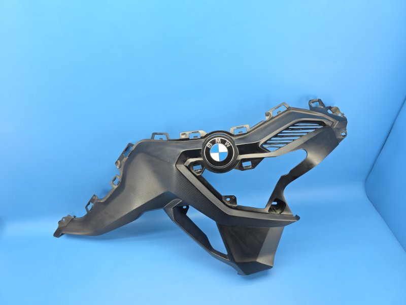 Пластик боковой Bmw F850Gs K81 2019 правый (б/у)