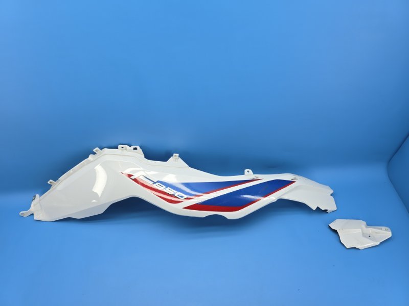 Пластик боковой Bmw F850Gs K81 2019 правый (б/у)