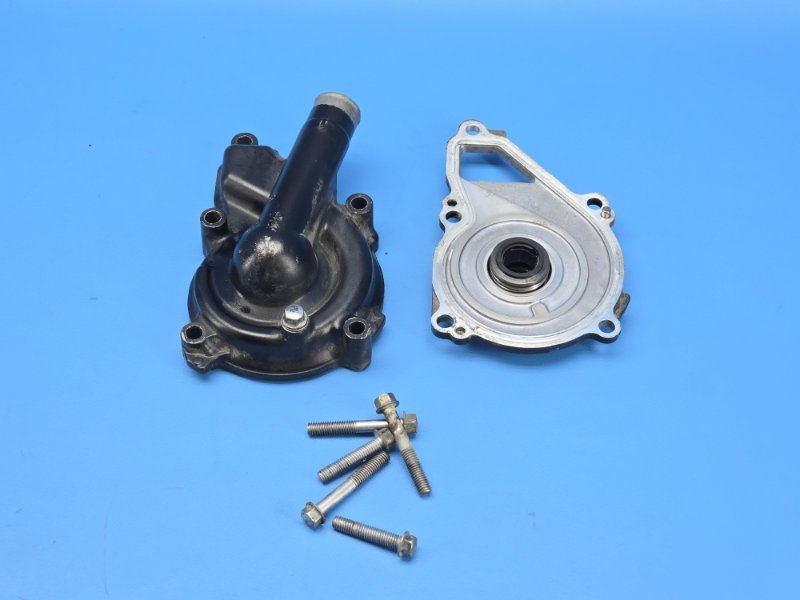 Корпус помпы Kawasaki Er-6 2012 (б/у)