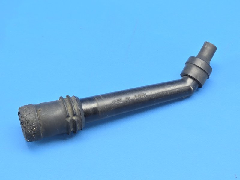 Свечной колпачок Yamaha Fzs600 2000 (б/у)