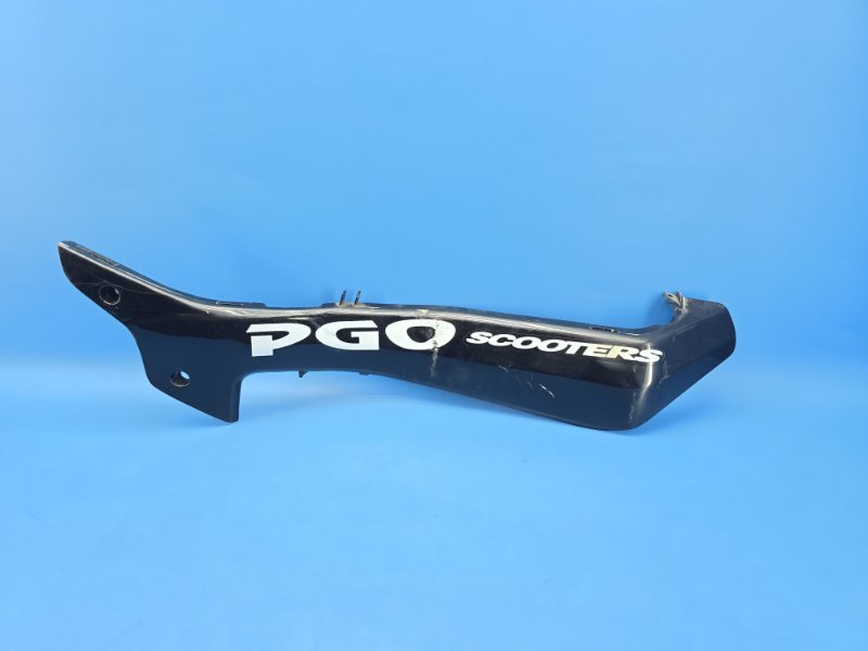 Пластик боковой PGO G MAX50 2011 правый (б/у)