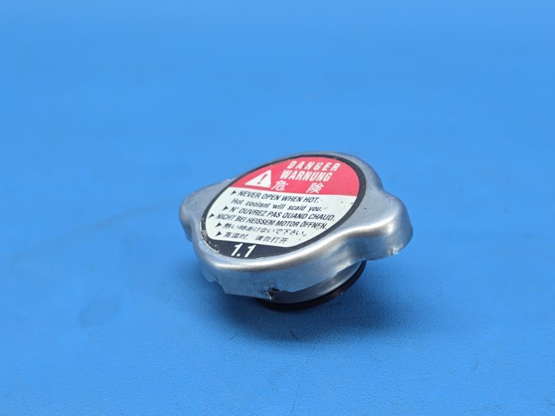 Крышка радиатора honda cbr1000rr SC-57 2005 (б/у)