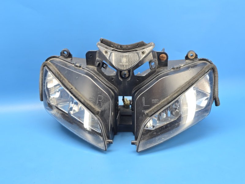 Фара honda cbr1000rr SC-57 2005 (б/у)