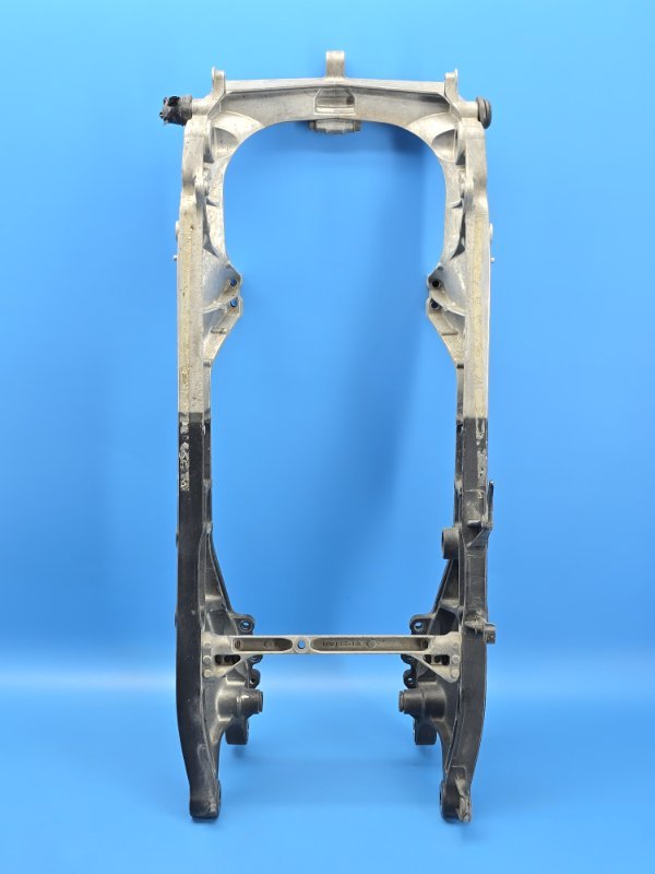 Подрамник задний honda cbr1000rr SC-57 2005 (б/у)