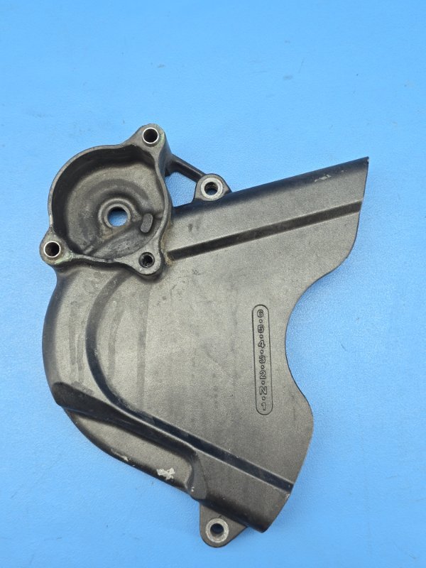Крышка приводной звезды honda cbr1000rr SC-57 2005 (б/у)