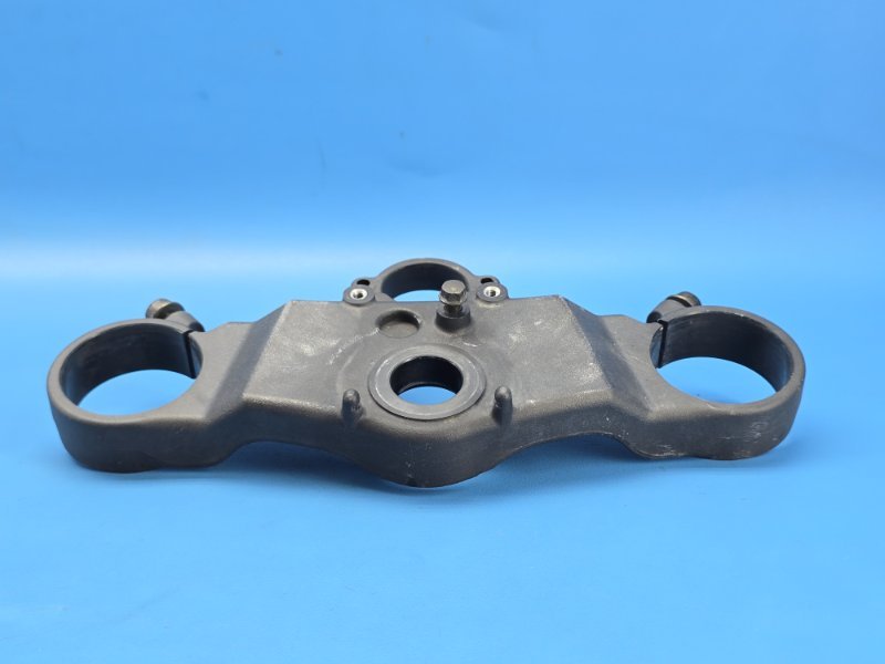Траверса верхняя honda cbr1000rr SC-57 2005 (б/у)
