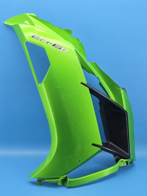 Пластик боковой Kawasaki ER-6F 2015 передний левый (б/у)
