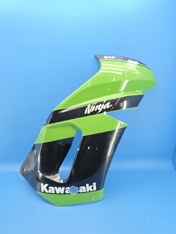 Пластик боковой Kawasaki ER-6F 2006 передний правый (б/у)