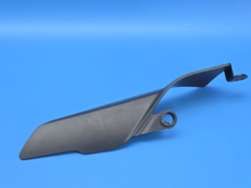 Защита цепи ducati panigale V2 955 2022 (б/у)