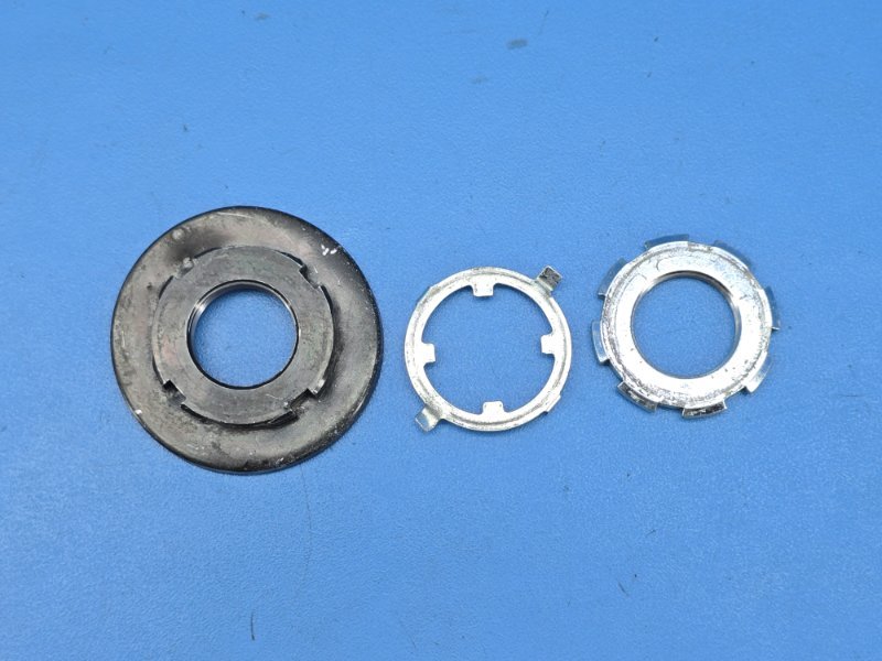 Гайка нижней траверсы honda cbr1000rr SC57 2004 (б/у)