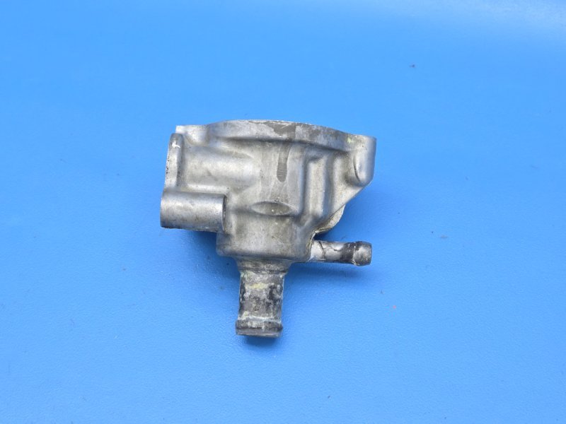 Корпус термостата honda cbr1000rr SC57 2004 (б/у)