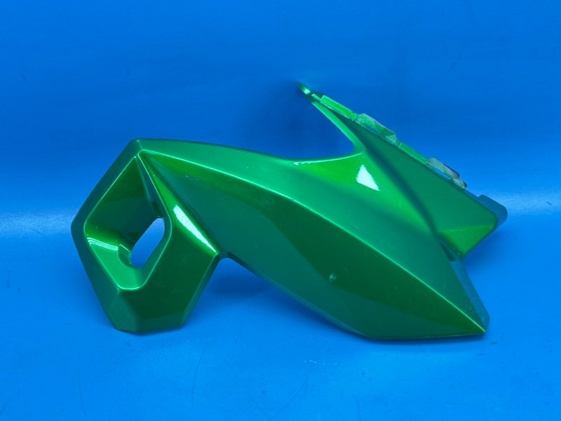 Обтекатель stels benelli600 2013 левый (б/у)