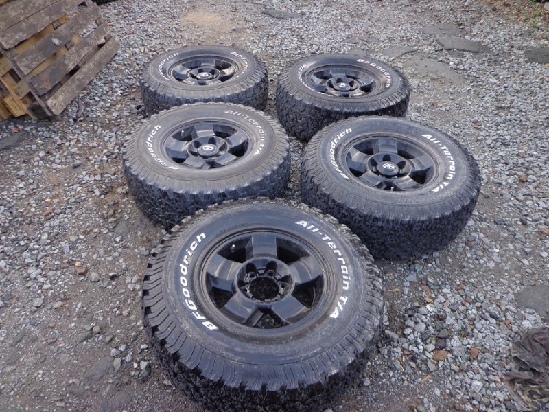 Колесо летнее R16 / 285 / 75 BFGoodrich All-Terrain T\A 6x139.7 лит. 15ET (б/у)