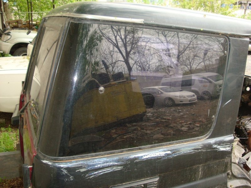 Стекло багажника Toyota Land Cruiser Prado KZJ78 -0018963 1KZ-TE 1994 заднее правое (б/у)
