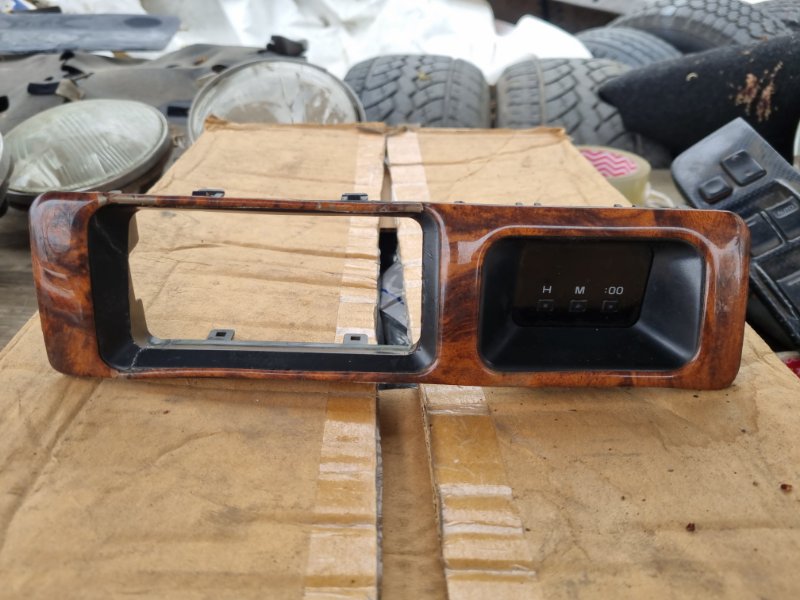 Часы Toyota Land Cruiser HDJ81 1HD-FT 1996 (б/у)