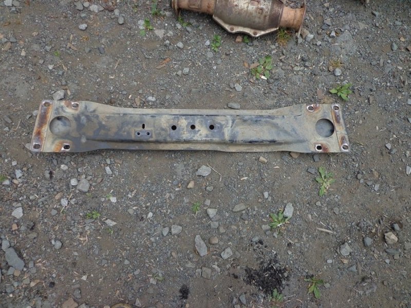 Балка под кпп Toyota LAND CRUISER GRJ79 1GR-FE 2015 (б/у)