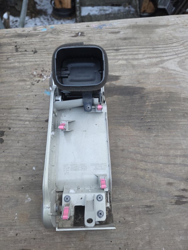 Пластик торпеды Toyota FJ CRUISER GSJ15 1GRFE 2012 передний правый (б/у)