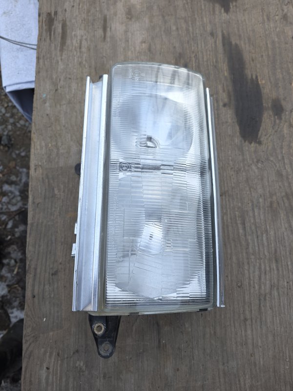 Фара Toyota LAND CRUISER HDJ81 1HD-FT 1996 левая (б/у)