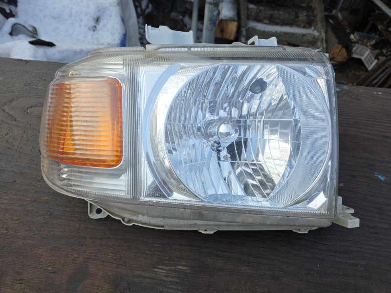 Фара Toyota LAND CRUISER GRJ79 1GR-FE 2015 передняя правая (б/у)
