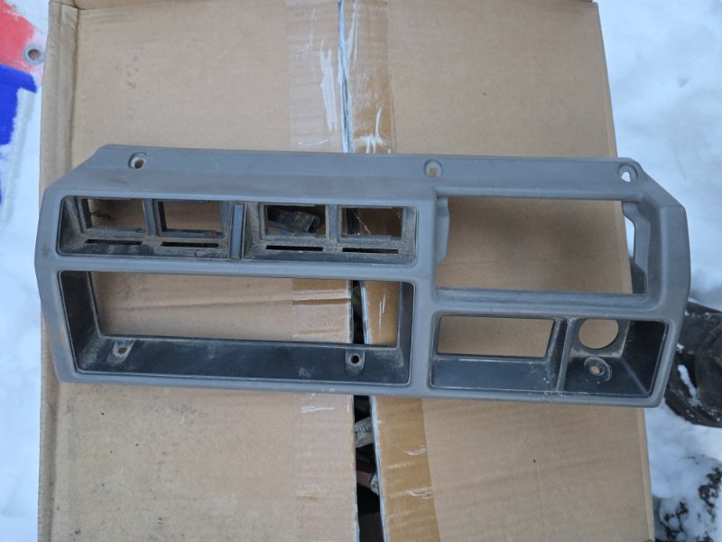 Панель прикуривателя TOYOTA LAND CRUISER PRADO KZJ78 KZJ71 LJ78 LJ71 1KZTE 2LTE 1994 (б/у)