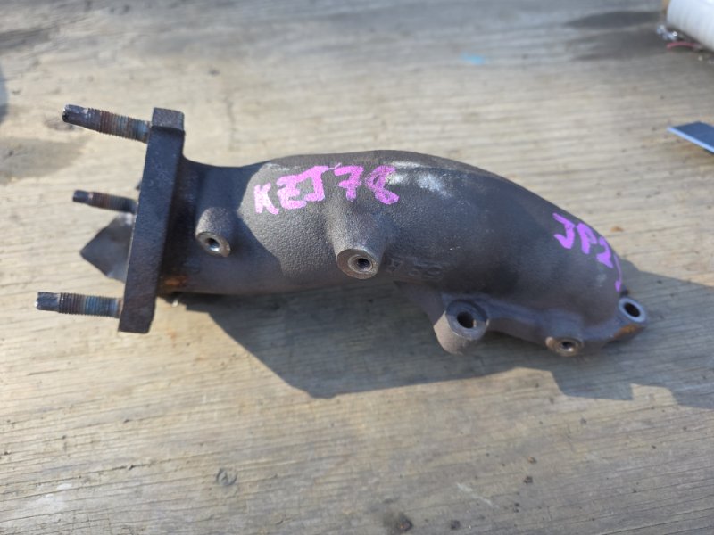 Колено коллектора Toyota LAND CRUISER PRADO KZJ78 1KZ-TE 1993 (б/у)