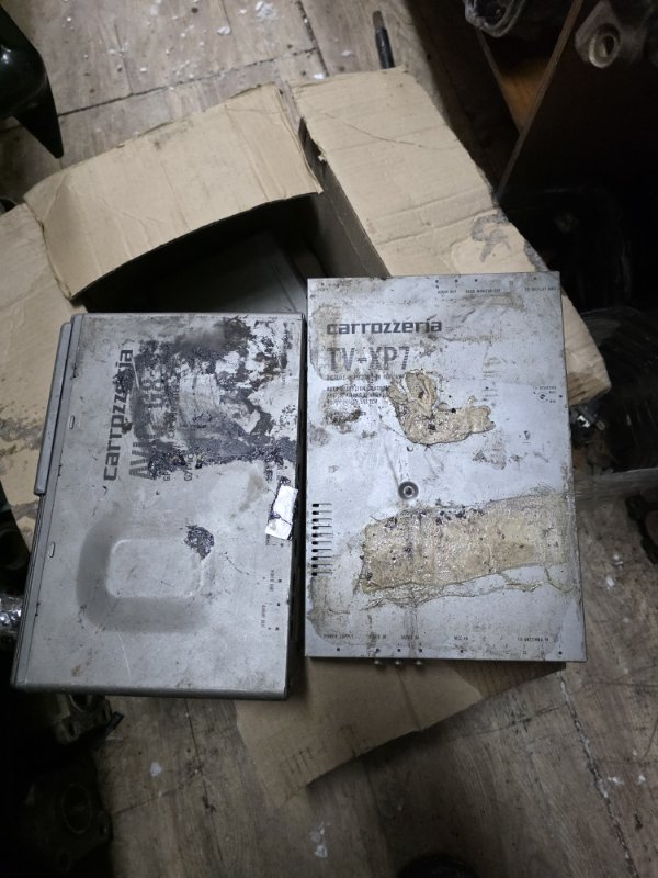 CD - чейнджер Toyota LAND CRUISER PRADO KZJ78 1KZ-TE 1993 (б/у)