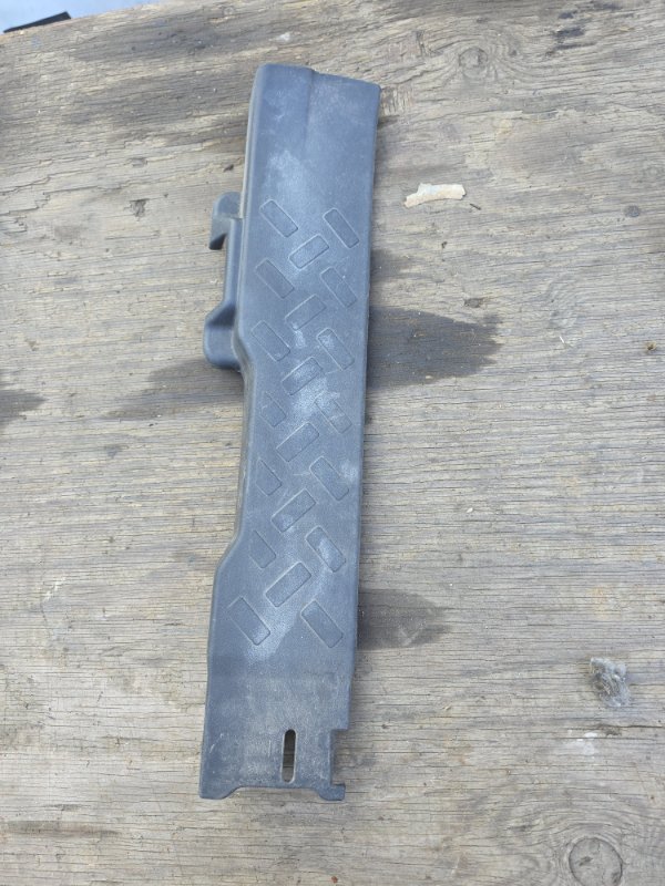 Пластик Toyota FJ CRUISER GSJ15L 1GR-FE 2012 (б/у)