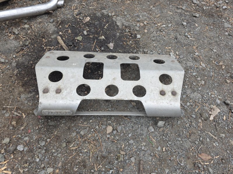 Защита двигателя Toyota LAND CRUISER HDJ81 1HD-T 1994 передняя (б/у)