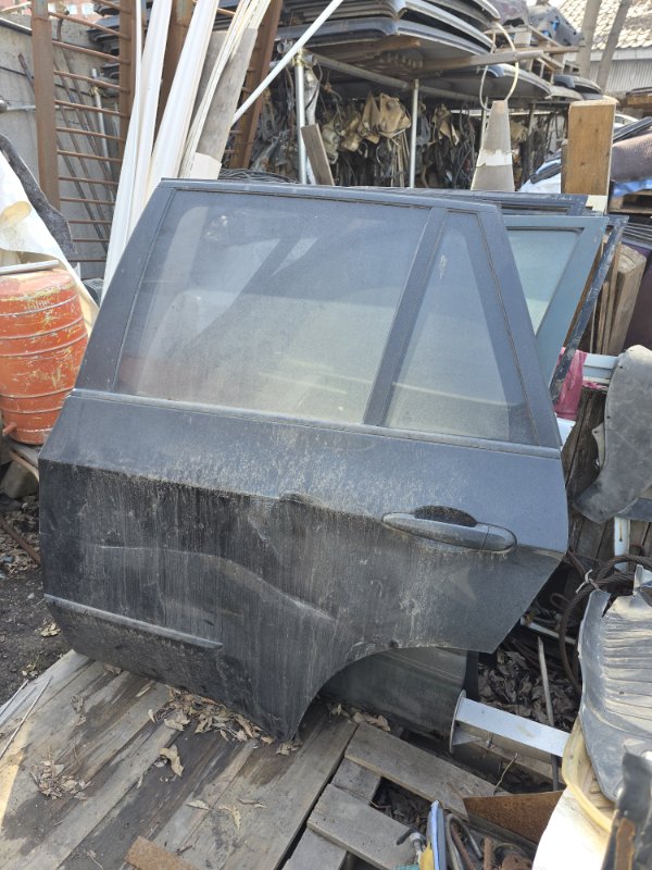 Дверь BMW X5 E53 M54B30 2004 задняя левая (б/у)