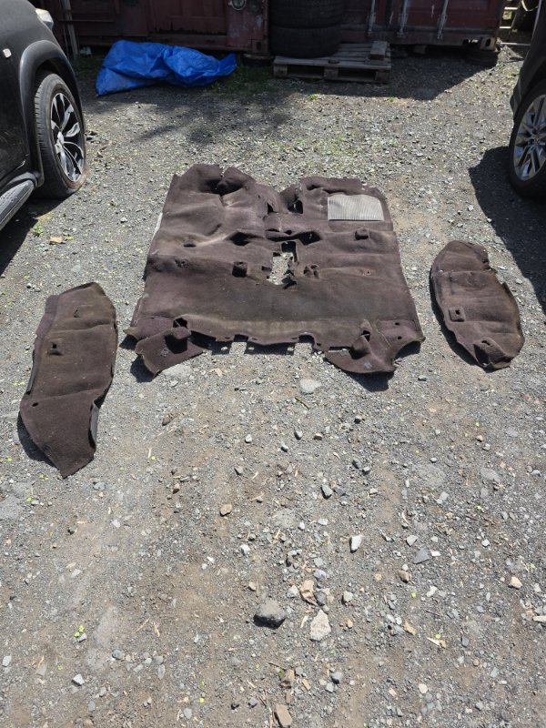 Обшивка пола TOYOTA LAND CRUISER PRADO KZJ78 LJ78 1KZTE 2LTE 1993 (б/у)