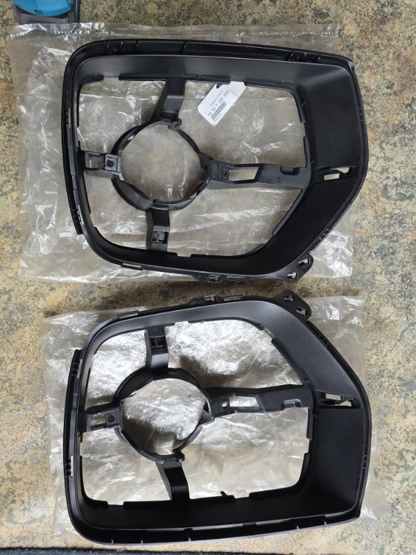 Кронштейн противотуманной фары BMW X6 E71 2013 (б/у)