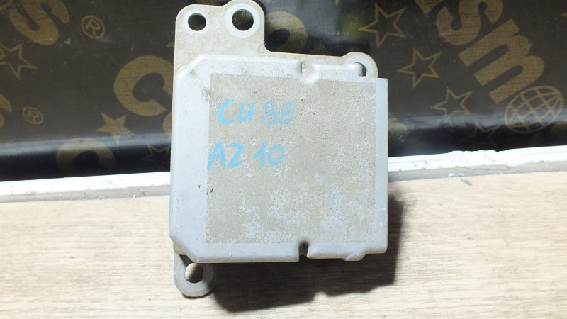 Блок управления airbag Nissan Cube AZ10 CGA3DE 2001 (б/у)