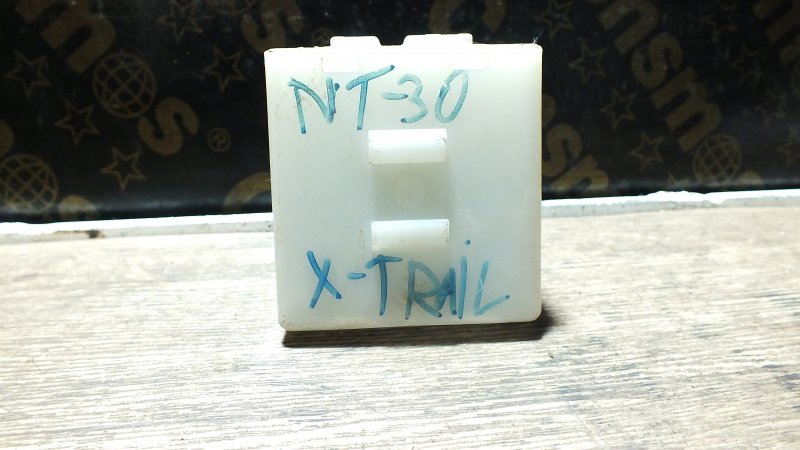 Блок электронный Nissan X-Trail NT30 QR20DE (б/у)
