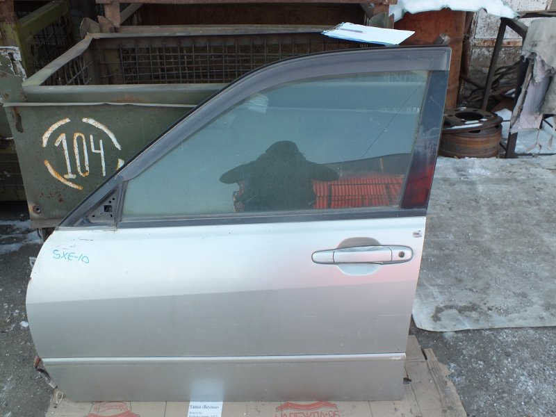 Дверь Toyota Altezza SXE10 3SGE передняя левая (б/у)