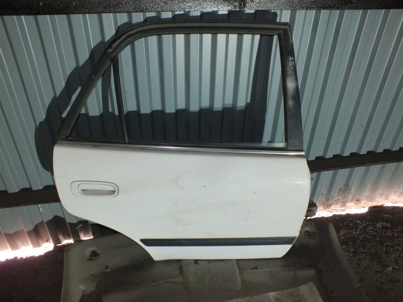 Дверь Toyota Corolla AE110 5AFE задняя правая (б/у)
