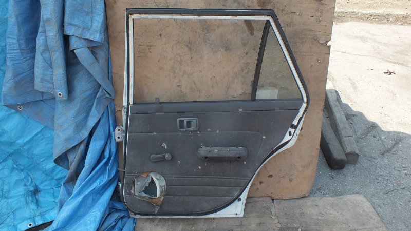 Дверь Toyota Corona ET176V 3E задняя правая (б/у)