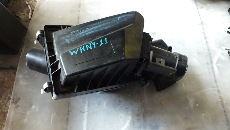 Корпус воздушного фильтра Nissan Wingroad WHNY11 QG18DE 2004 (б/у)