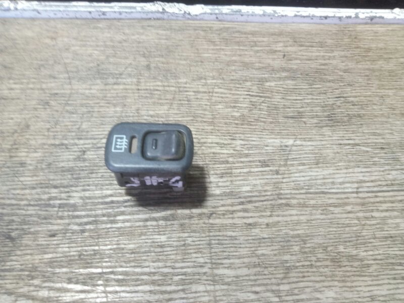 Кнопка кондиционера Daihatsu Terios Kid J111G EFDEM (б/у)