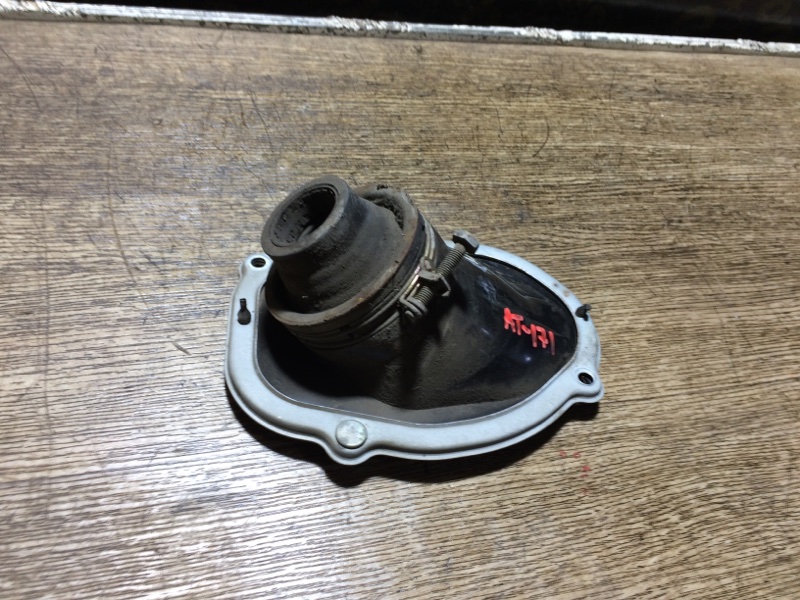Пыльник рулевой колонки Toyota Carina AT171 (б/у)
