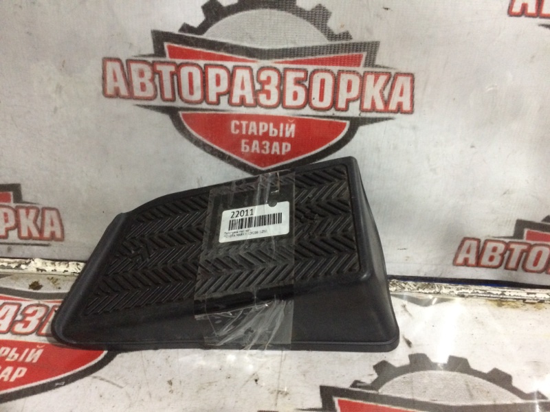 Подставка под ногу Toyota Mark Ii JZX100 1JZGE (б/у)