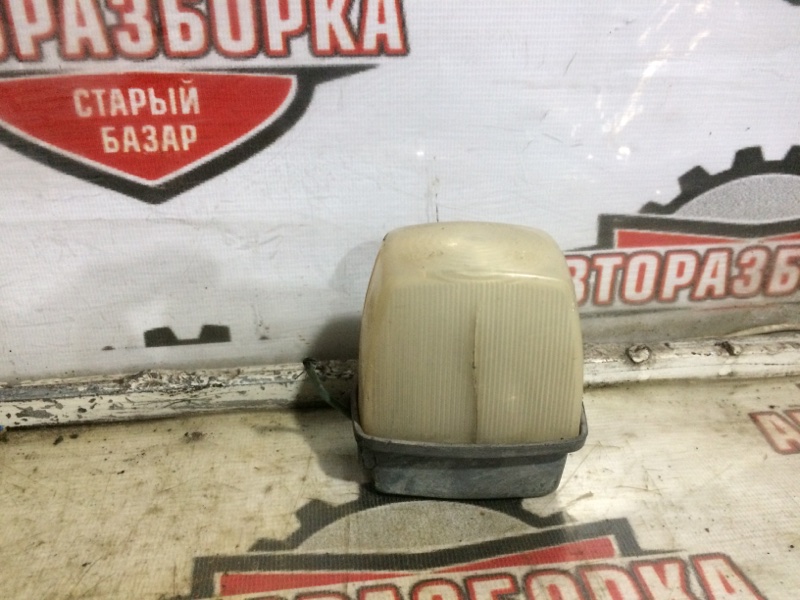 Поворотник Урал (б/у) Поворотник Урал (б/у)