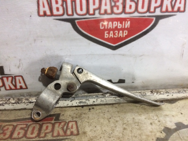 Рычаг сцепления Урал (б/у) Рычаг сцепления Урал (б/у)
