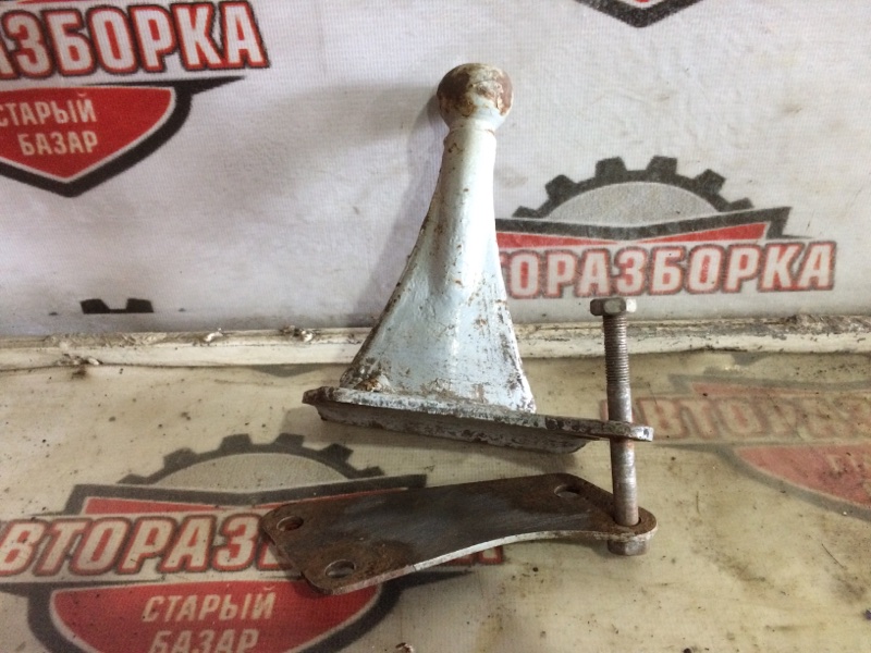 Крепление люльки Иж (б/у) Крепление люльки Иж (б/у)