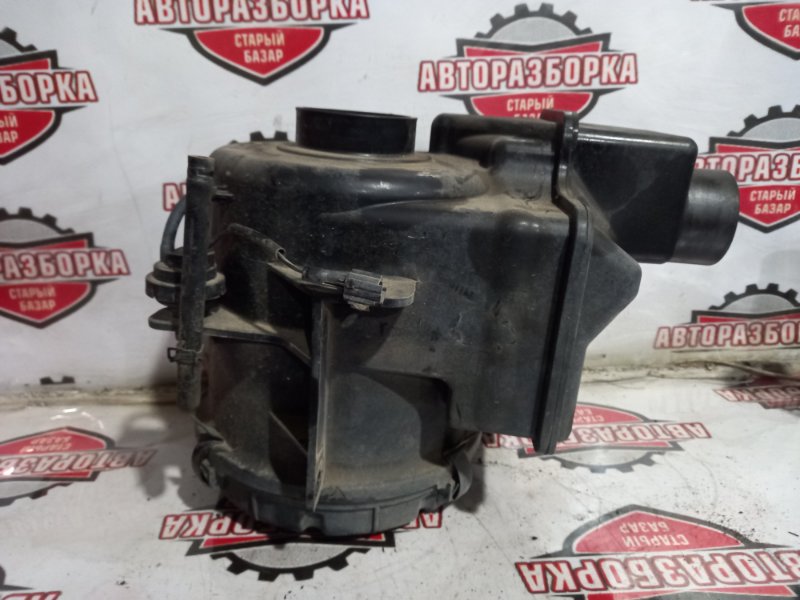 Корпус воздушного фильтра Mitsubishi Canter FE53EC 4M51 2000 (б/у)