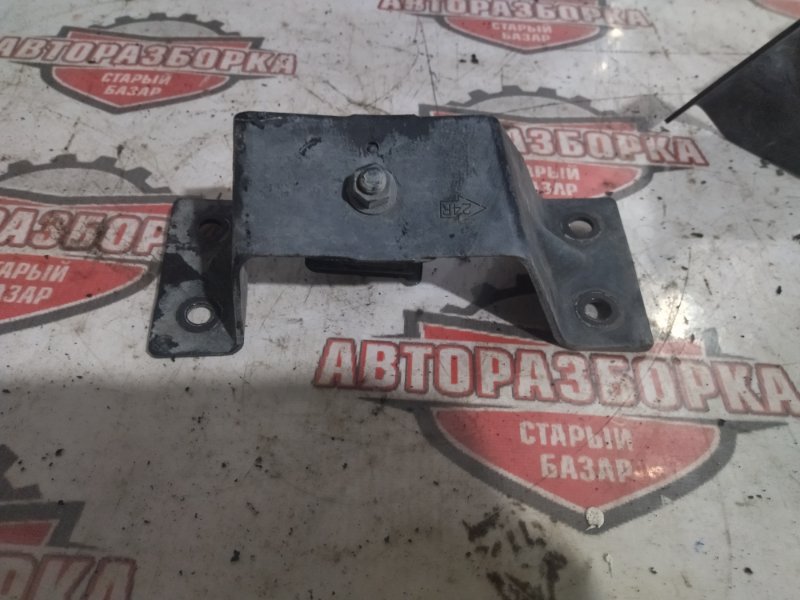 Подушка коробки передач Mitsubishi Canter FE53EC 4M51 2000 правая (б/у)